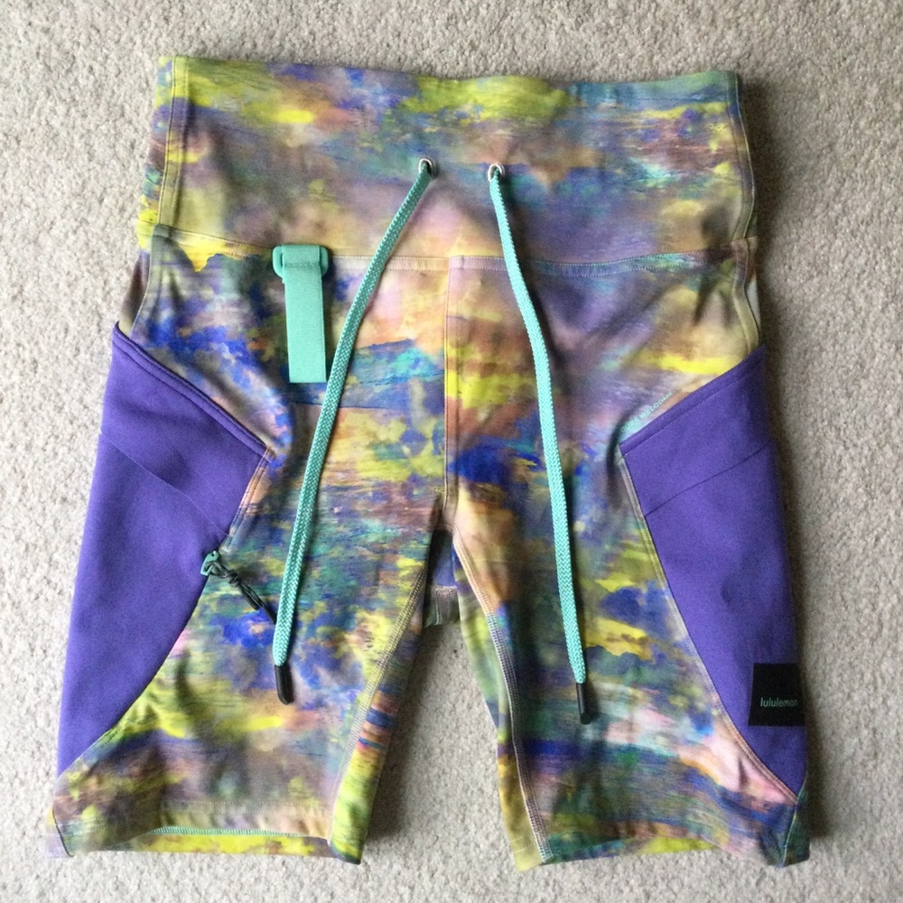 Lululemon cargo super-high-rise hiking short 8” altered nature multi